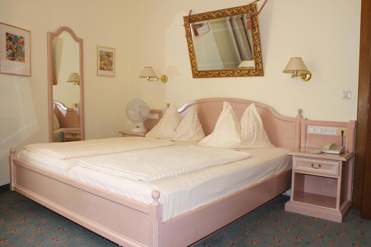 Altstadt Hotel Mosser Villach Quarto foto